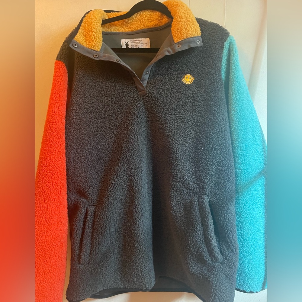 Dutch Bros Sherpa Size M